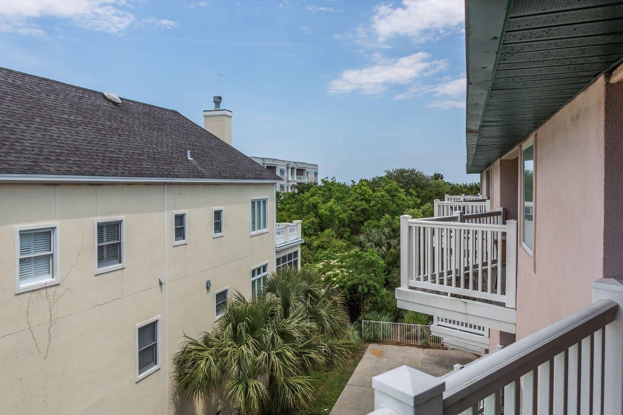 Hodnett Coopers Shipwatch Hotel St. Simons Island Exterior photo